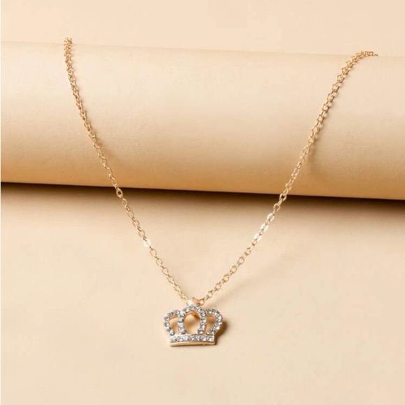 ๐ SALE 2/$15 ๐ Crown Necklace!!! Brand NEW!!! - Picture 3 of 6